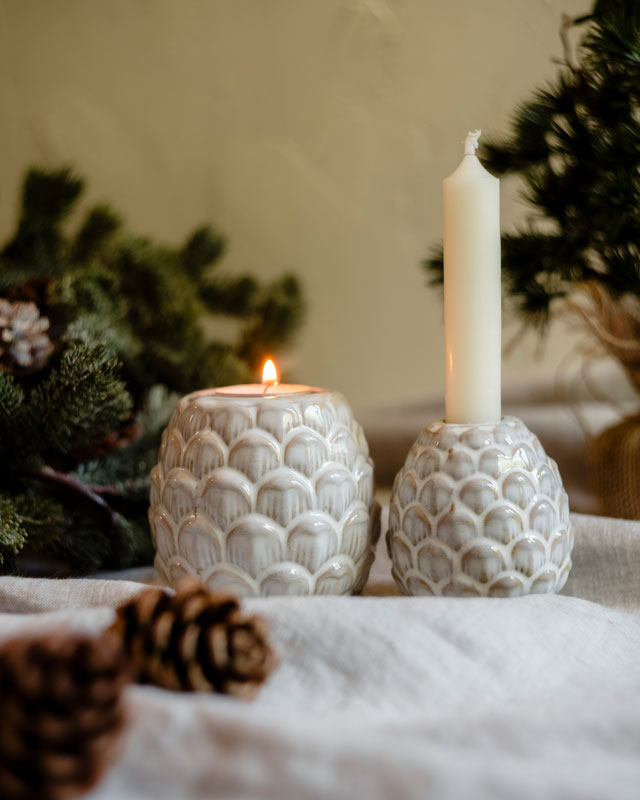 Portavelas en Forma de Piña de Cerámica